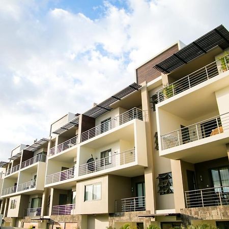 Entire Luxury 3 Bedroom Condo For Rent - Flic-En-Flac - Close To Beach Exterior photo